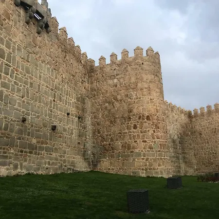 El Llano - El Hornillo, Tu Pueblo En La Sierra De Gredos. El Hornillo