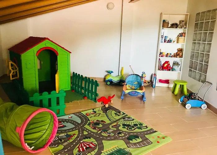 Villa El Llano - El Hornillo, Tu Pueblo En La Sierra De Gredos.