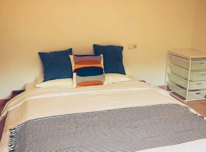 El Llano - El Hornillo, Tu Pueblo En La Sierra De Gredos. * El Hornillo